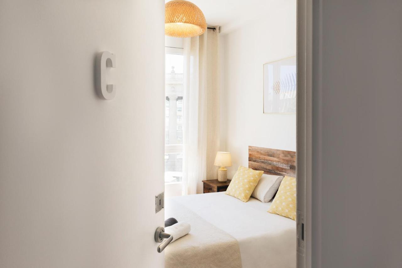 Sunny And Modern Apartment Ideal For Groups Barcelona Buitenkant foto