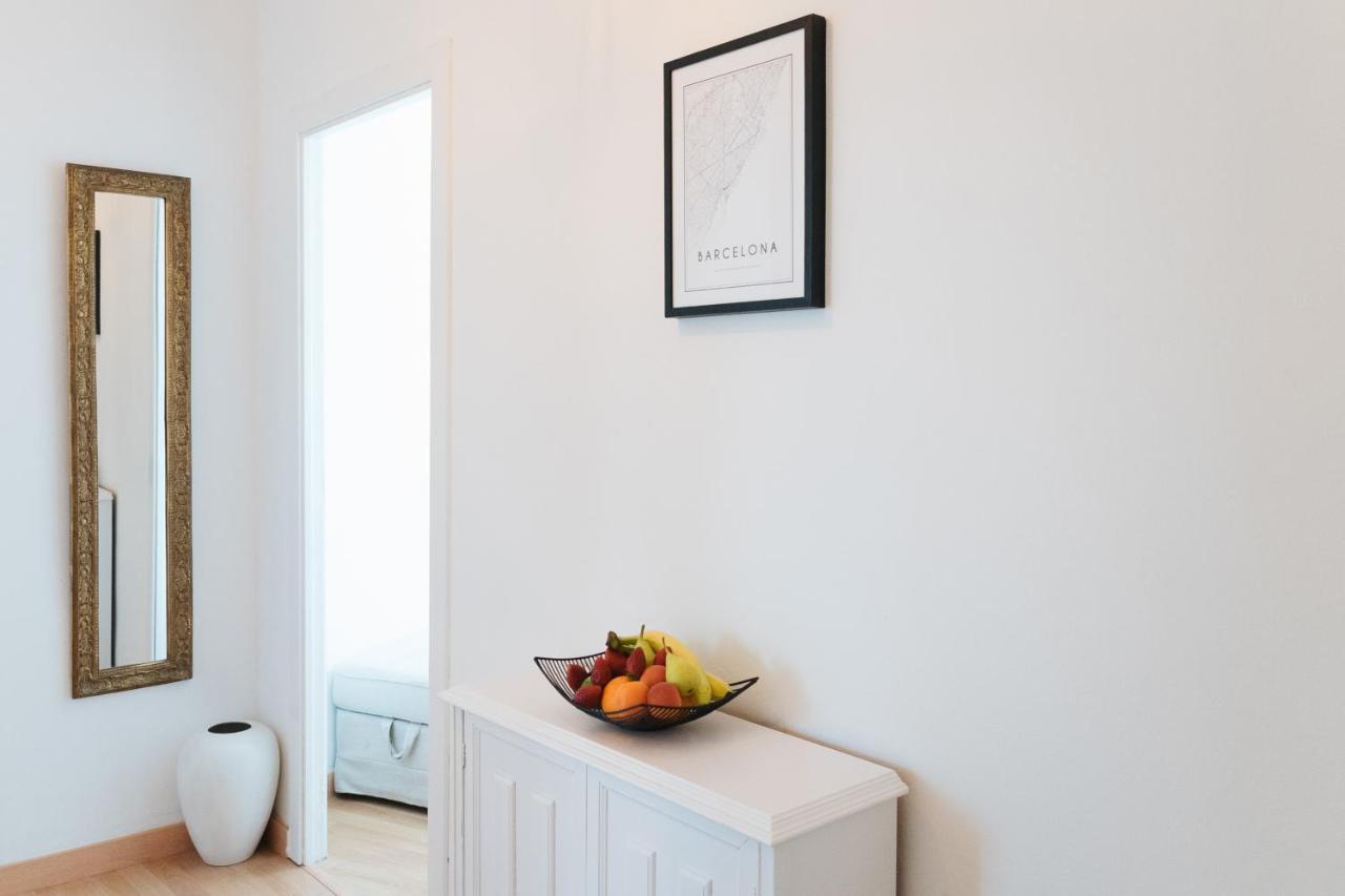Sunny And Modern Apartment Ideal For Groups Barcelona Buitenkant foto